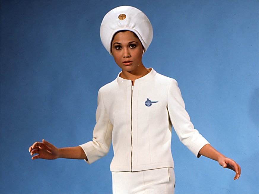 stewardess flight attendant flugbegleiterin vintage retro https://www.pinterest.com/maryhopcom/vintage-flight-attendants-uniforms/