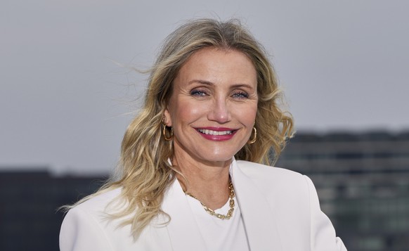 Cameron Diaz poses for photographers at the photo call for the film &#039;Back In Action