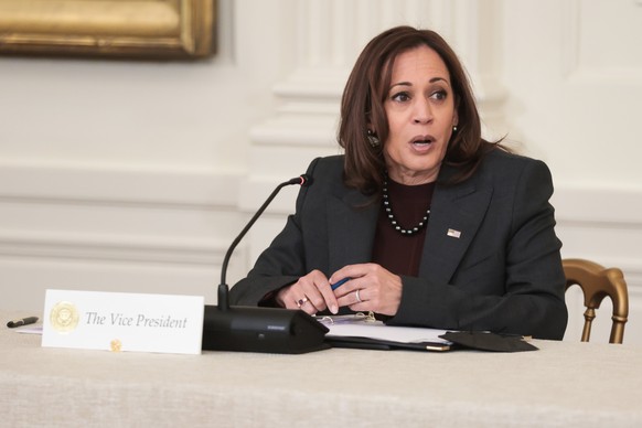epa09720048 US Vice President Kamala Harris speaks during a National Governors Association meeting in the East Room of the White House in Washington, DC, USA, 31 January 2022. EPA/OLIVER CONTRERAS / P ...