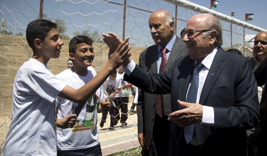 Sepp Blatter, wie er sich am liebsten sah: Als Heilsbringer für die weniger Privilegierten.