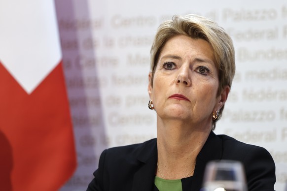 Swiss Federal President Karin Keller-Sutter listens to a journalist&#039;s question during a press conference on the new import tariffs into the US, Thursday, April 3, 2025, in Bern, Switzerland. US P ...