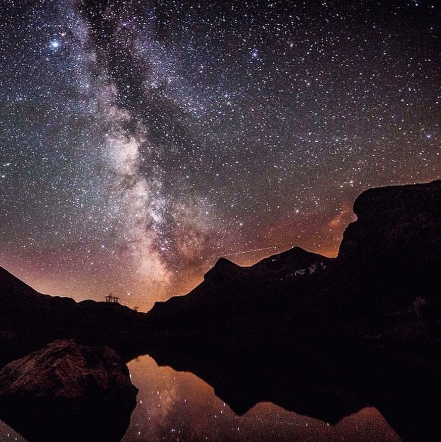 Ein grosser Star auf Instagram: Der funkelnde und glitzernde Sternenhimmel #Astrophotography