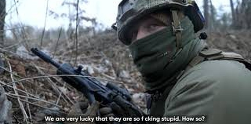 Diese Aussage eines ukrainischen Soldaten zu Beginn des Krieges wurde zum Meme: «Wir sind so verdammt glücklich, dass die dermassen dumm sind.»