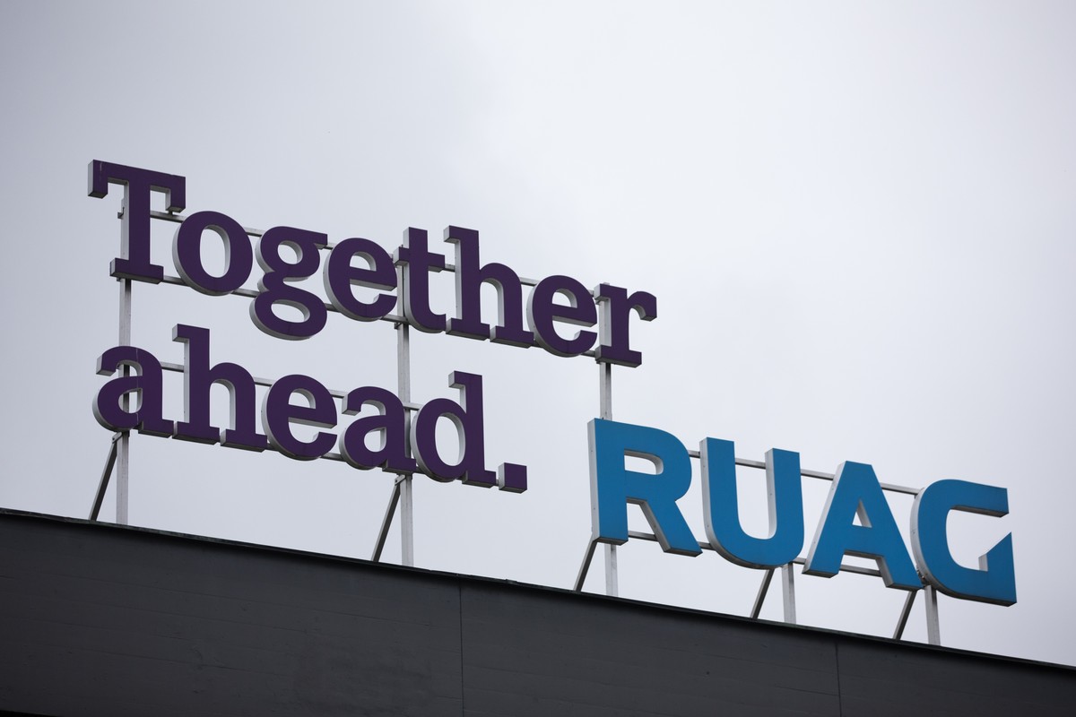 ARCHIVBILD ZUM STELLENABBAU BEI RUAG INTERNATIONAL, AM MONTAG, 12. OKTOBER 2020 - Das Logo der Ruag am Ruag-Standort in Emmen, aufgenommen am Dienstag, 22. Oktober 2019. (KEYSTONE/Peter Klaunzer)