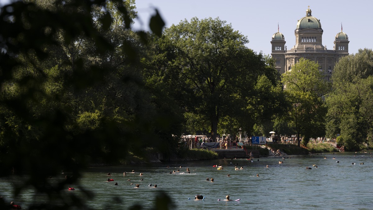 Die-Aare-ist-in-Bern-so-warm-wie-noch-nie