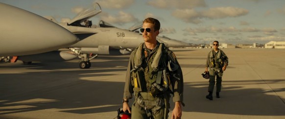 top gun: maverick tom cruise paramount