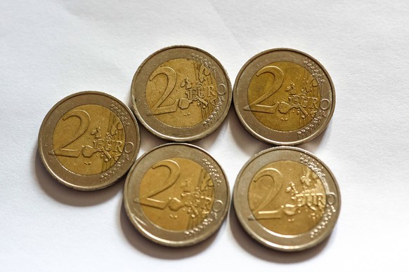2 Euro M