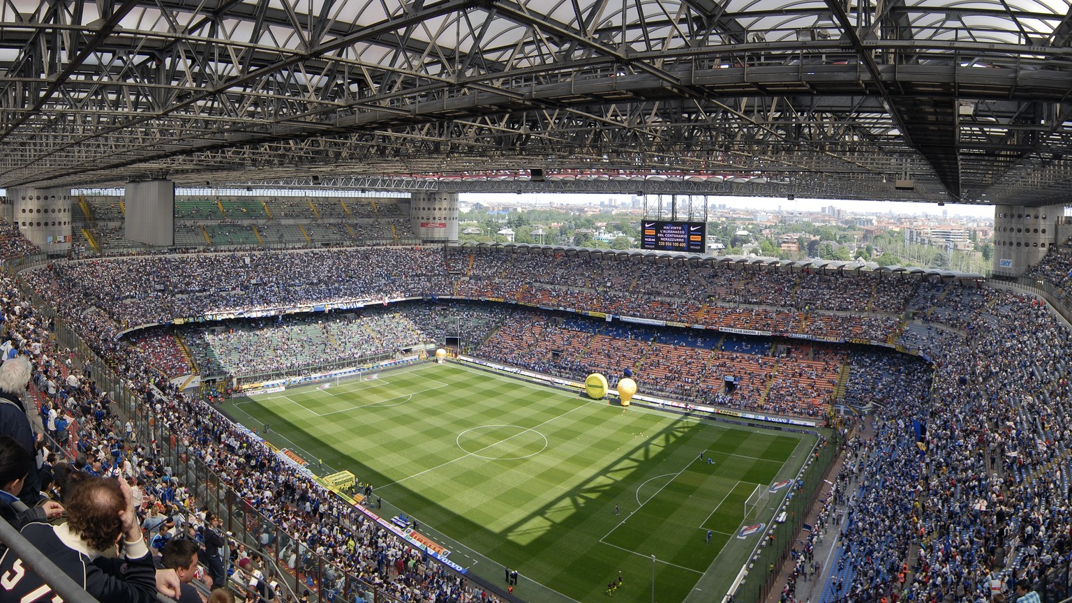 San Siro Italien Mailand Albo / Shutterstock.com