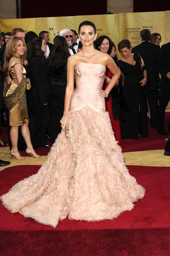 Bildnummer: 57710768 Datum: 25.02.2007 Copyright: imago/ZUMA Globe
Feb. 25, 2007 - Hollywood, California, U.S. - K51966MGE.THE 79 ACADEMY AWARDS / OSCARS (ARRIVALS) HELD AT THE KODAK THEATRE, HOLLYWO ...