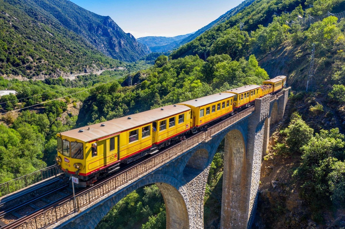 Si vous avez encore la bougeotte, la magnifique principauté d'Andorre n'est pas loin.