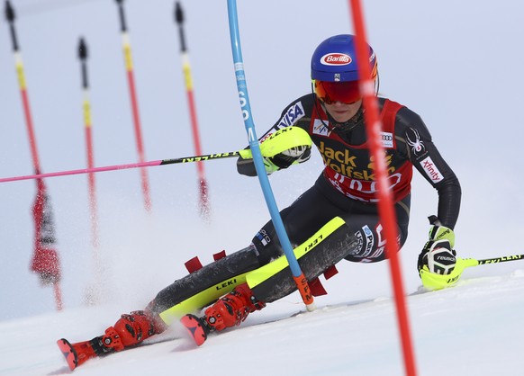 United States&#039;s Mikaela Shiffrin competes during a women&#039;s slalom at the alpine ski World Cup finals in Are, Sweden, Saturday, March 17, 2018. (AP Photo/Alessandro Trovati)