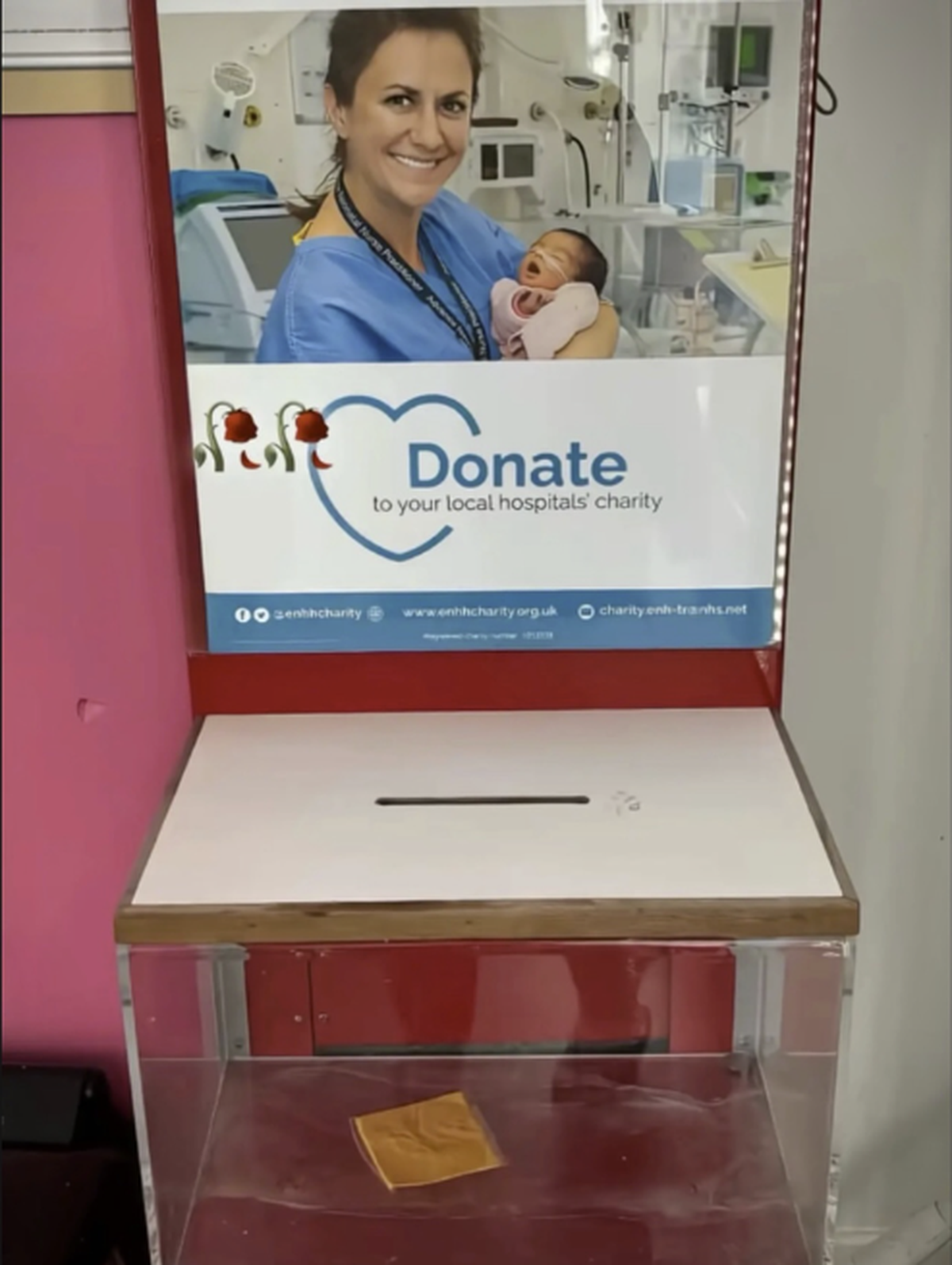 Die lustigsten Fails der Woche: Käse in Spenden Box