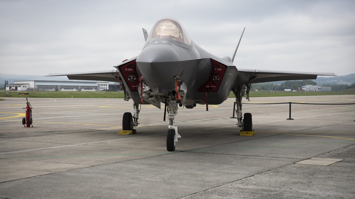 ARCHIVBILD ZUR BEREINIGUNG DER VERTRAEGE FUER DEN F-35 MIT DER US-REGIERUNG --- A Lockheed Martin F-35A fighter jet is pictured prior to a takeoff during a test and evaluation day at the Swiss Army ai ...