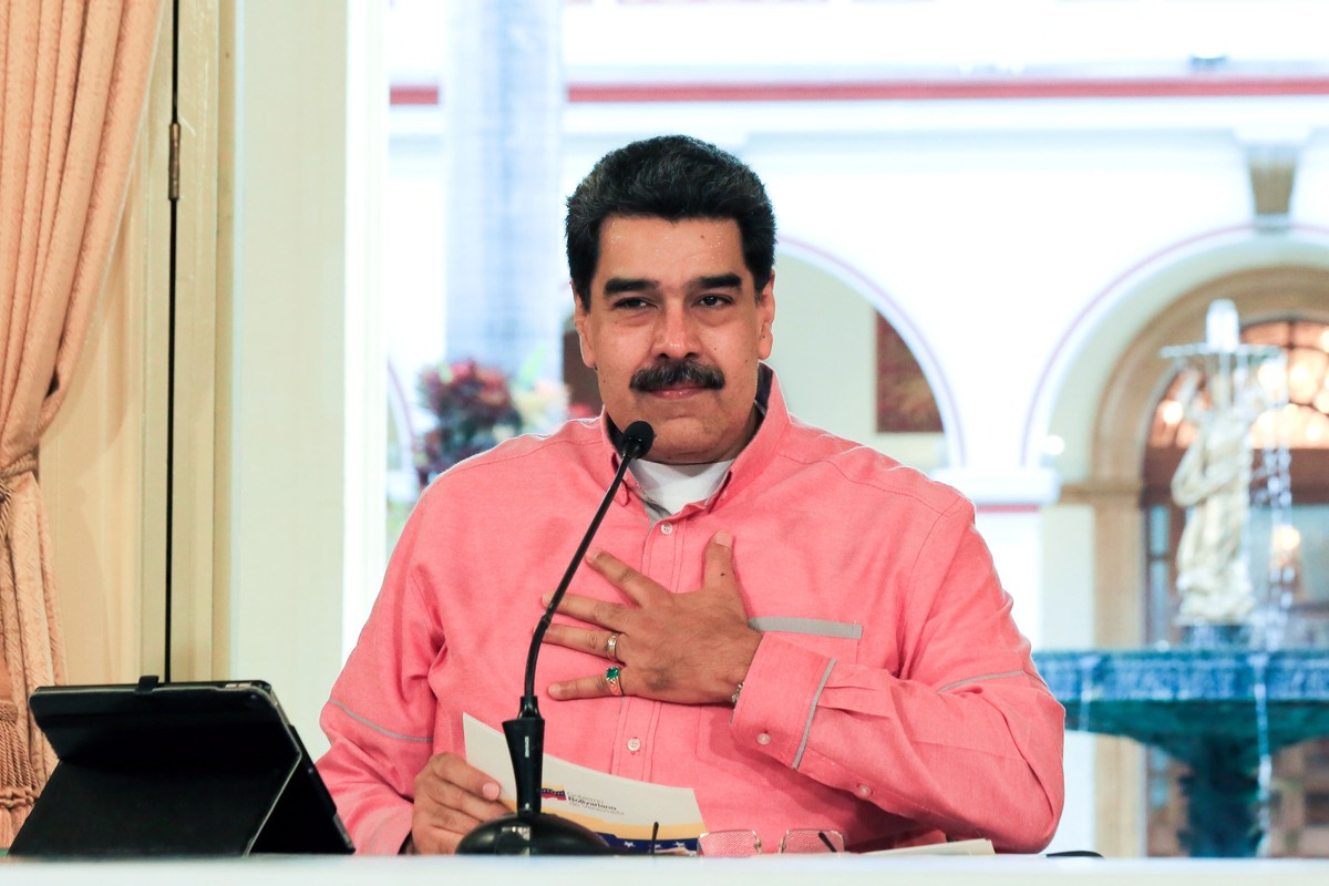 epa08466082 A handout photo made available by Miraflores Palace's Press office that shows President of Venezuela Nicolas Maduro speaking during a Government event, in Caracas, Venezuela, 04 June  ...