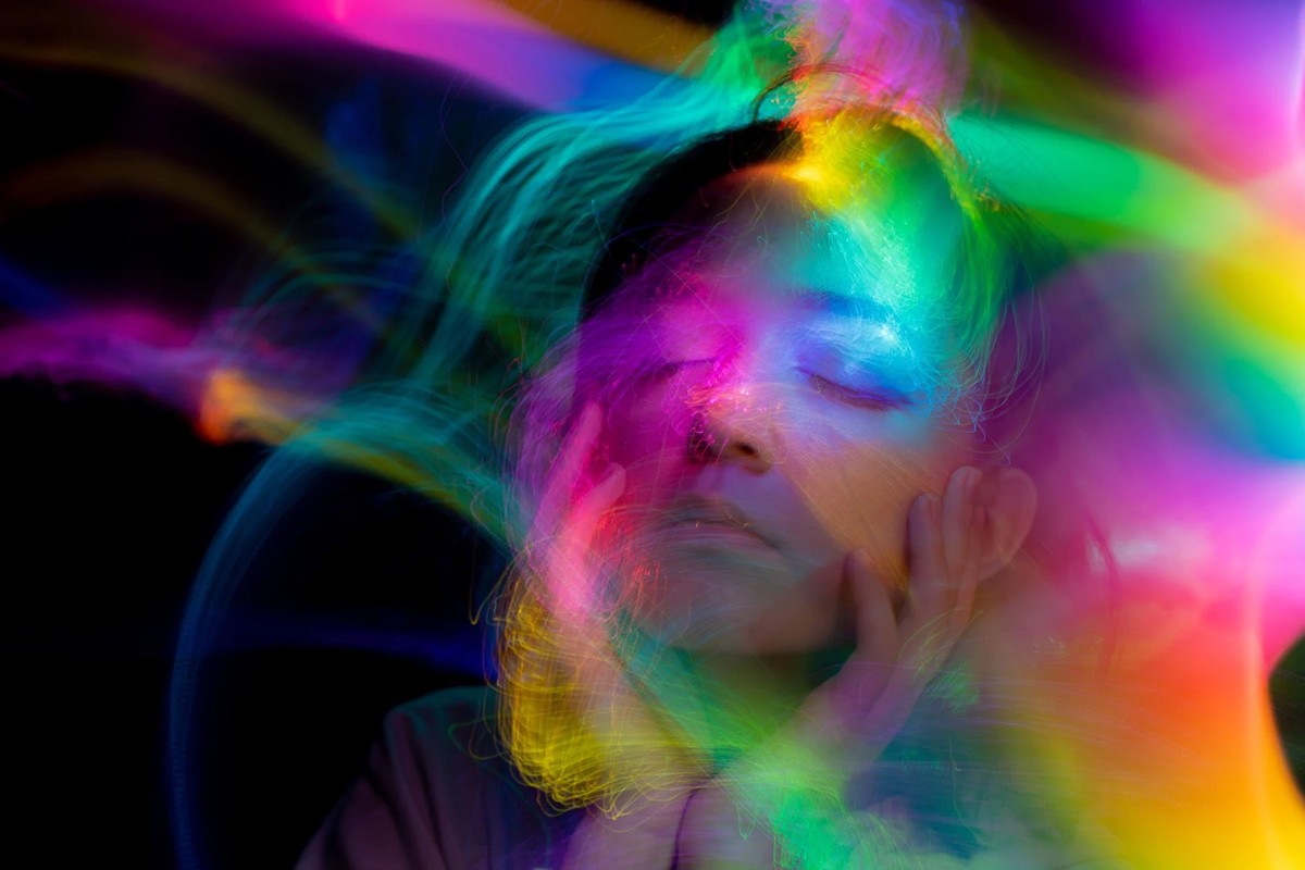 La kétamine est consommée comme drogue récréative car elle a un effet désinhibiteur et modifie la perception.