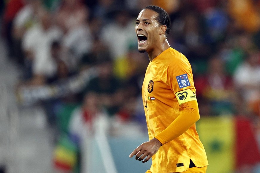 DOHA - Virgil van Dijk of Holland during the FIFA World Cup, WM, Weltmeisterschaft, Fussball Qatar 2022 group A match between Senegal and Netherlands at Al Thumama Stadium on November 21, 2022 in Doha ...