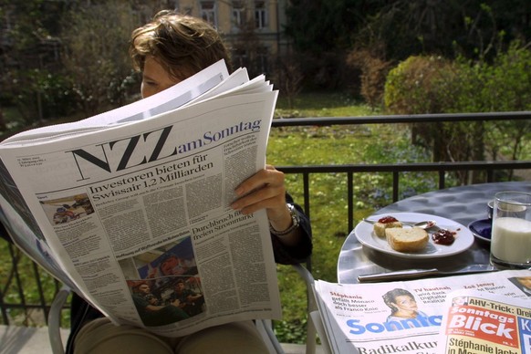«NZZ am Sonntag»-Leserin in Bern.