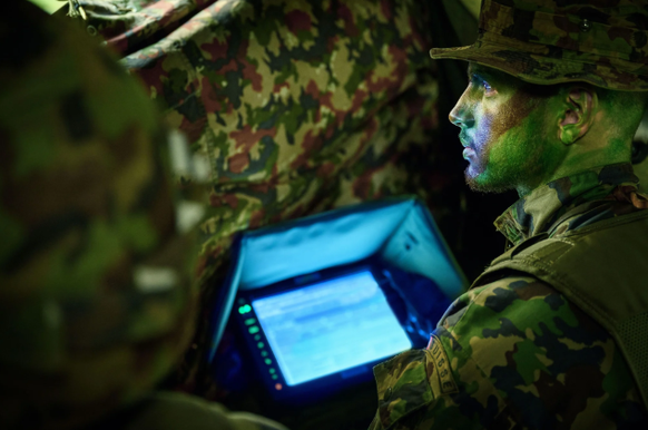 Alle 8,5 Minuten trifft im Schnitt beim Bundesamt für Cyber eine neue Meldung ein.