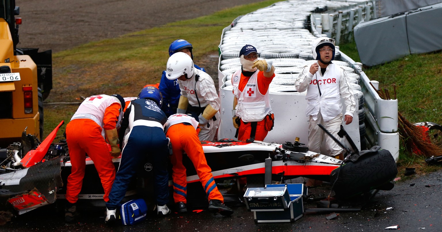 Bereits unmittelbar nach dem Unfall beginnt der Kampf um das Leben von Jules Bianchi.