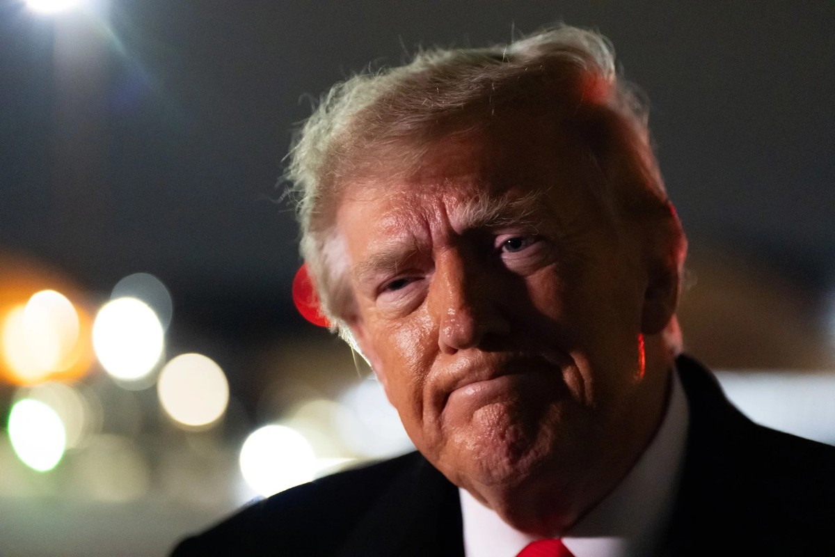 Donald Trump rejette la responsabilité de la hausse des prix du diesel aux Etats-Unis sur les Ukrainiens.
