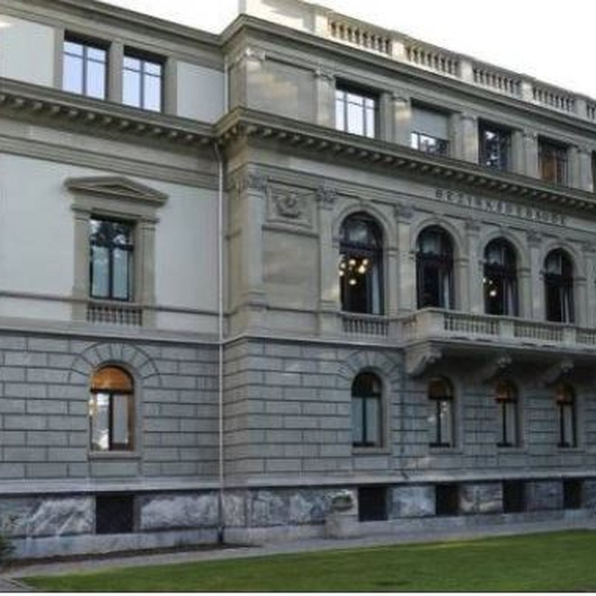 Die Ex im Netz entblösst 29-Jähriger muss sich wegen Rachepornos vor Gericht verantworten lesbisch 1200x1200 Bild Die Ex im Netz entblösst 29-Jähriger muss sich wegen Rachepornos vor Gericht verantworten Bild