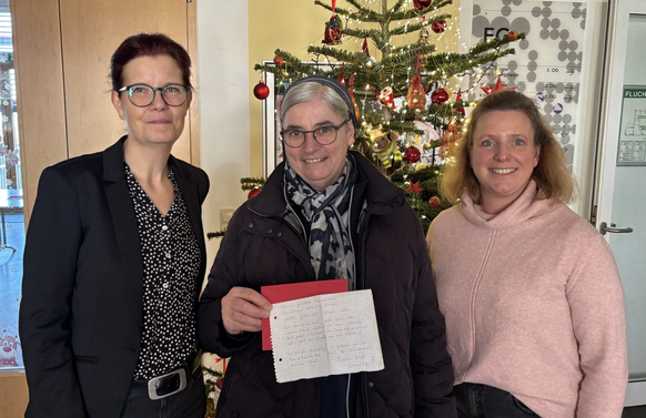 Obdachloser spendet an alleinerziehende Mütter / Stuttgart