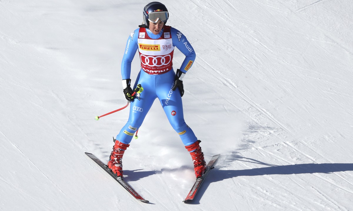 Italy's Sofia Goggia leaves an alpine ski, women's World Cup super-G race in Cortina d'Ampezzo, Italy, Sunday, Jan. 23, 2022. (AP Photo/Alessandro Trovati)