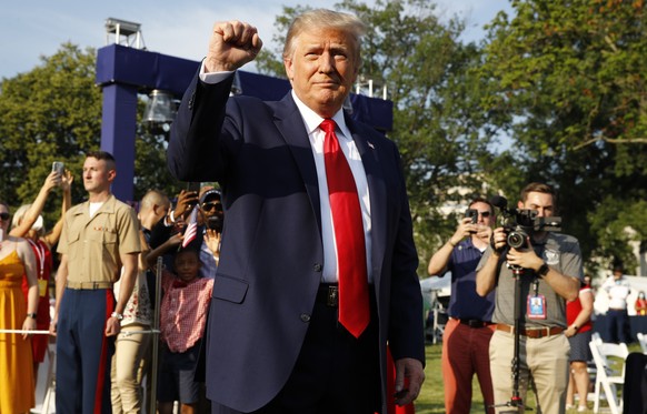 President Donald Trump arrives at a &quot;Salute to America&quot; event on the South Lawn of the White House, Saturday, July 4, 2020, in Washington. (AP Photo/Patrick Semansky)
Donald Trump.Melania Tr ...