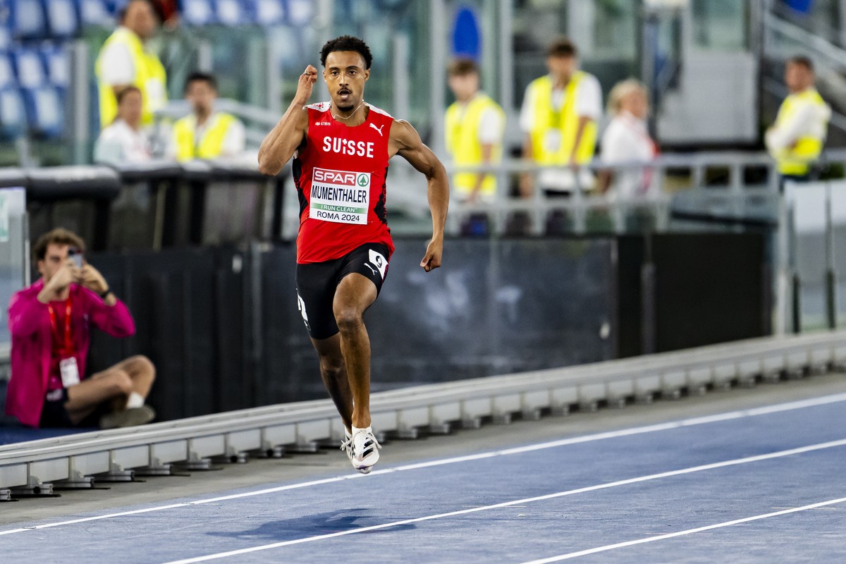 Gold medalist Timothe Mumenthaler of Switzerlandin action during the men's 200 meters final at the European Athletics Championships, in the Olympic stadium, in Rome, Italy, Monday, June 10, 2024. ...