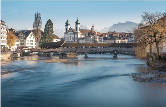 25 Fotos, die beweisen, wie überbewertet Luzern eigentlich ist
Echt übel diese Stadt! Am besten abreissen und ein neues Züri bauen!
