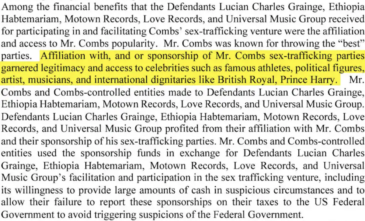 Le paragraphe souligne que Diddy utilisait son «accès à des célébrités telles que des athlètes connus, des personnalités politiques, des artistes, des musiciens et des dignitaires internationaux comme ...