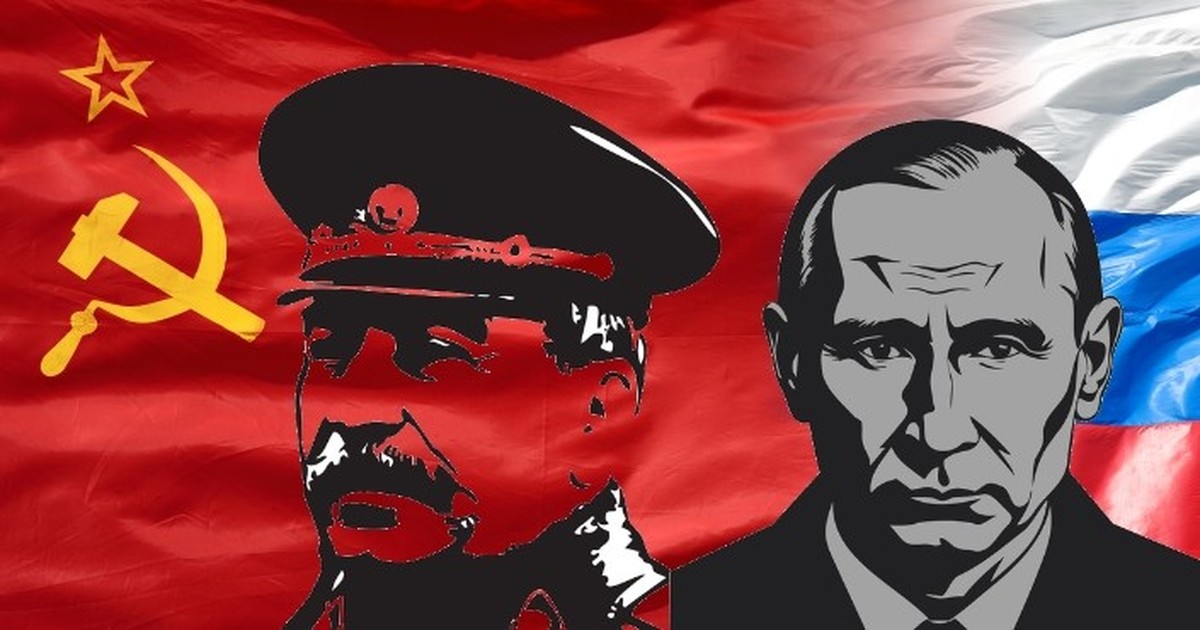 Stalin und Putin, Combo auf russischer und Sowjetflagge