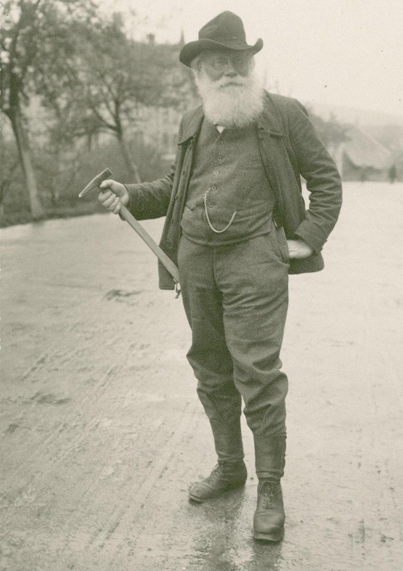 Albert Heim, aufgenommen 1908.
http://doi.org/10.3932/ethz-a-000105720