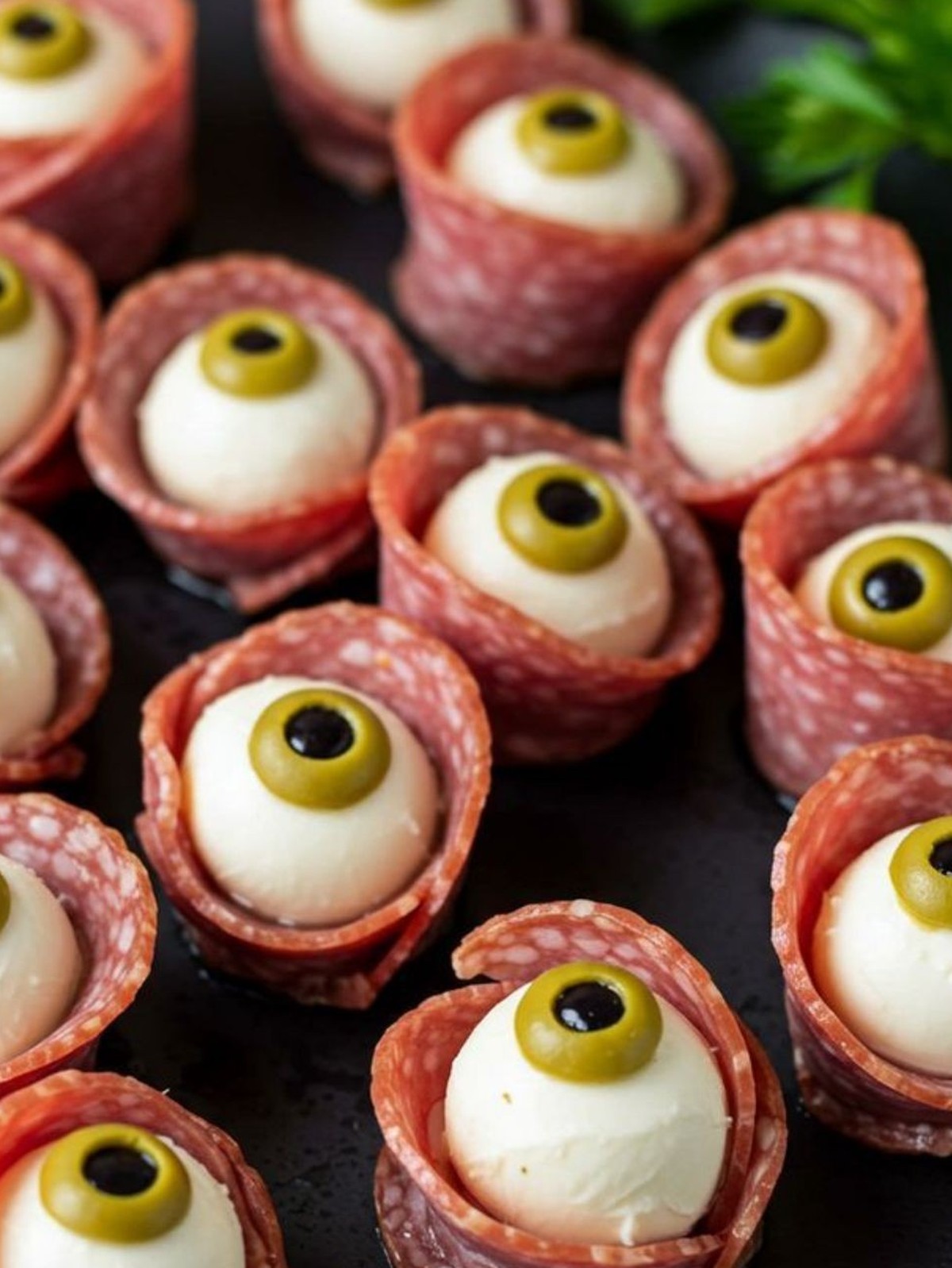 Augen Halloween-Snack

https://ch.pinterest.com/pin/1098385796650281022/