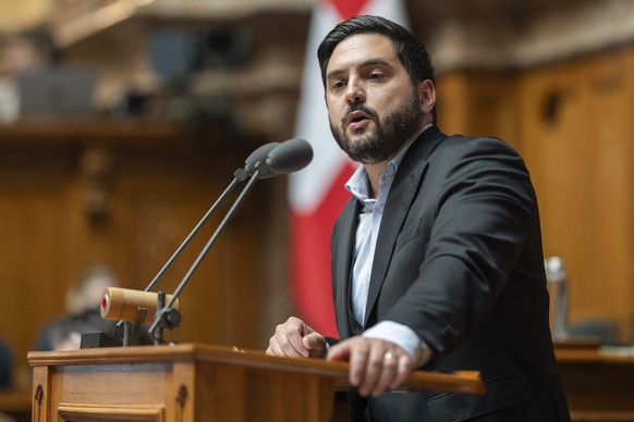 Cedric Wermuth, SP-AG, spricht an der Sommersession der Eidgenoessischen Raete, am Mittwoch, 4. Juni 2025 im Nationalrat in Bern. (KEYSTONE/Til Buergy)