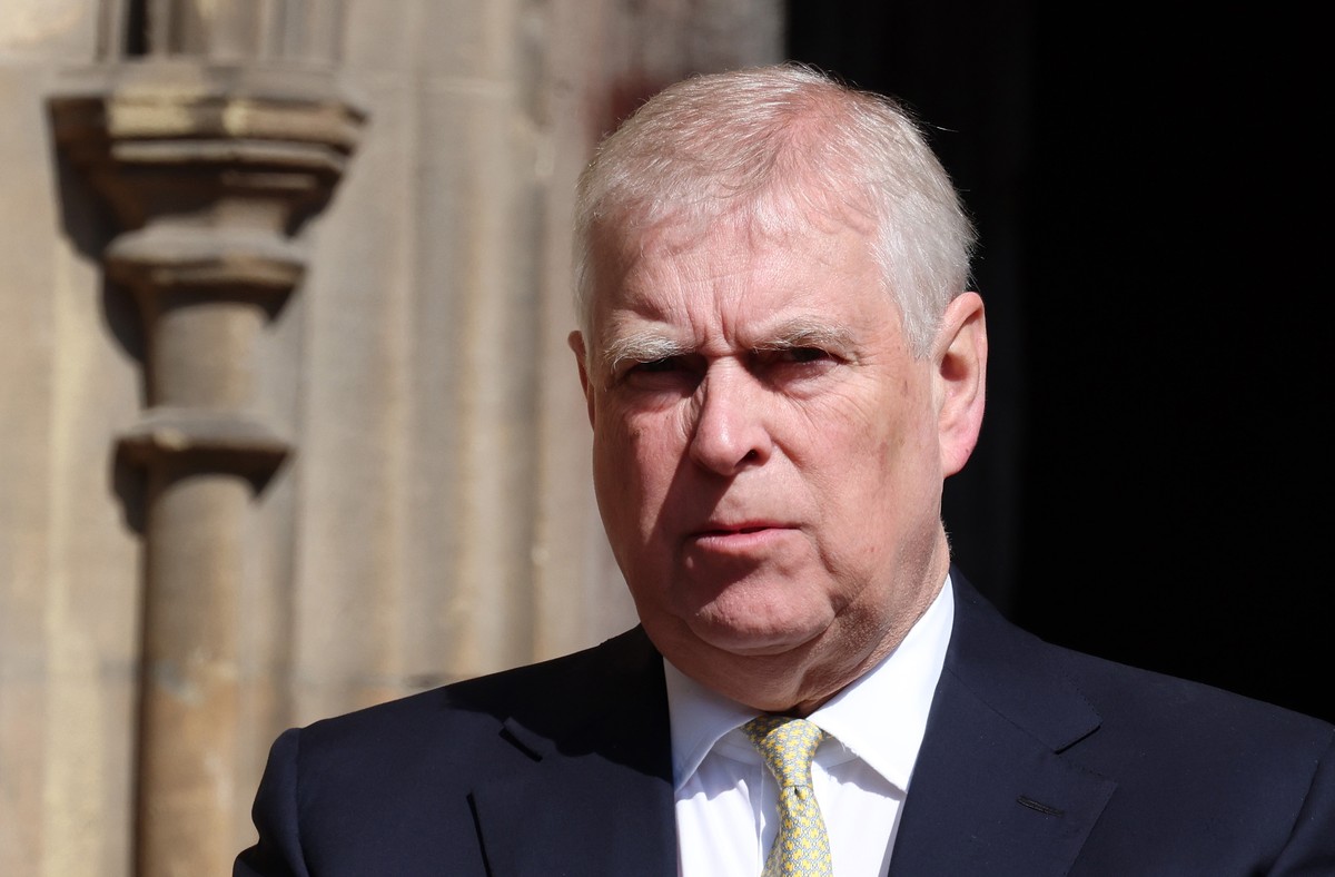 epa12042221 Britain?s Prince Andrew attends the Easter Service at Windsor Castle in Windsor, west of London, Britain, 20 April 2025. Members of the UK royal family attended the annual Easter service a ...