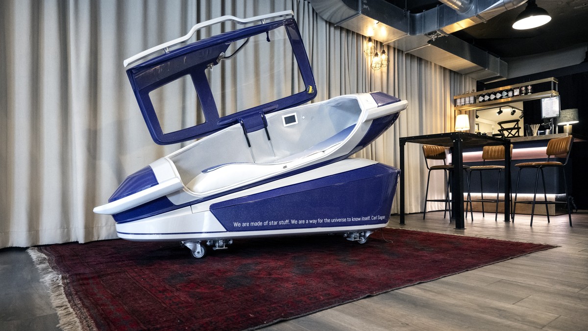 epa11483318 The death capsule 'Sarco' developed by Exit International is presented during a press conference at Resilient Studios in Zurich, Switzerland, 17 July 2024. The Last Resort euthan ...