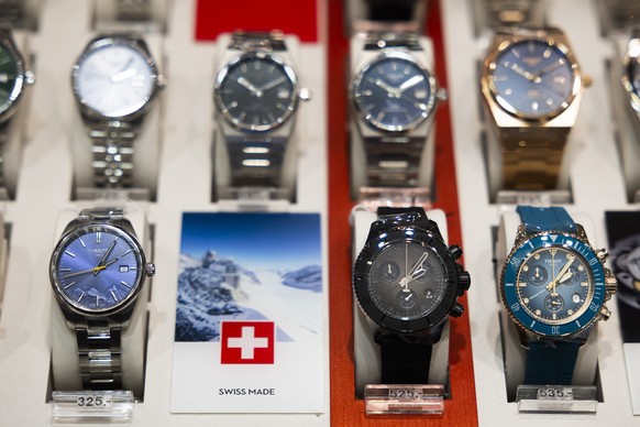 epa12289756 Watches made by Swiss watch manufacturer Tissot are on display in Bern, Switzerland, 08 August 2025. Since 07 August, additional tariffs of 39 percent have been imposed by the US governmen ...