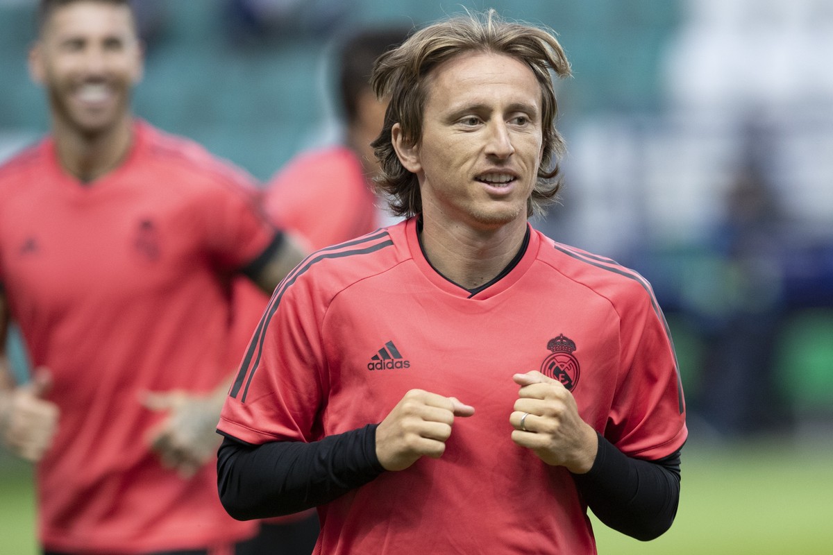 Real Madrid's Luka Modric attends a training session at the Lillekula Stadium, a day ahead of UEFA Super Cup final soccer match between Real Madrid and Atletico Madrid in Tallinn, Estonia, Tuesda ...