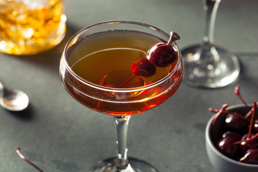 rob roy manhattan cocktail whisky whiskey scotch bourbon rye canadian vermouth trinken drinks alkohol