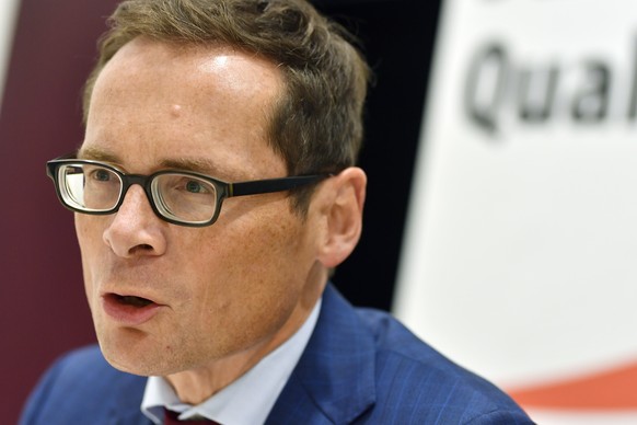 SVP - Nationalrat Roger Koeppel an einer Medienkonferenz in Wallisellen am Donnerstag, 24. Oktober 2019.(KEYSTONE/Walter Bieri)