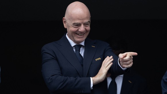 France v Iraq: Group I - FIFA World Cup, WM, Weltmeisterschaft, Fussball 2026 PHILADELPHIA, PENNSYLVANIA - JUNE 22: FIFA President Gianni Infantino prior to the FIFA World Cup 2026 Group I match betwe ...