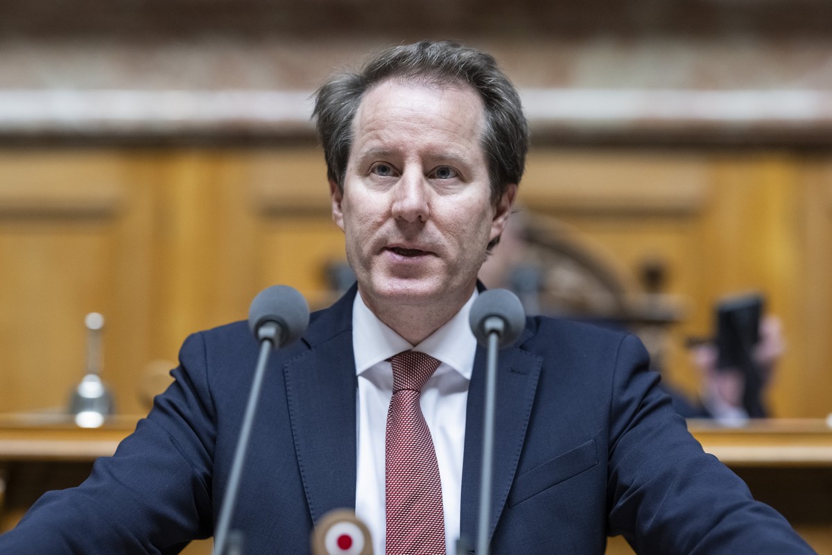 Thomas Aeschi, SVP-ZG, spricht zum Bundesgesetz ueber Informationssysteme in den Sozialversicherungen BISS, an der Sondersession des Nationalrates, am Mittwoch, 29. April 2026 im Nationalrat in Bern.  ...
