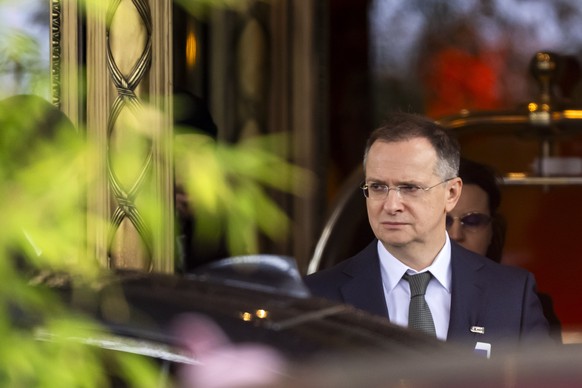 Vladimir Medinsky, Russia's chief negotiator, leaves of the Intercontinental Hotel during, in Geneva, Switzerland, Wednesday, February 18, 2026. The United States, Ukraine Russia are meeting in G ...