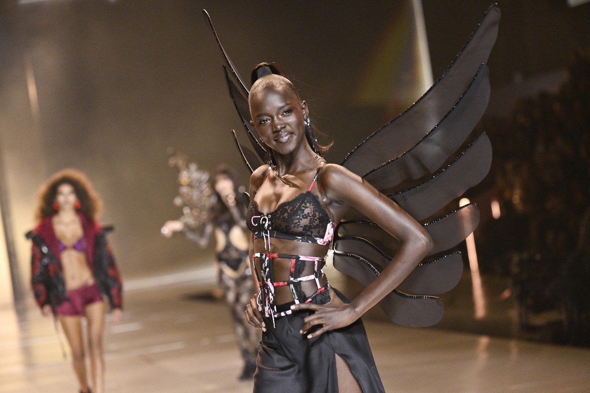 Alaato Jazyper walks the runway during the Victoria's Secret Fashion Show on Tuesday, Oct. 15, 2024, in the Brooklyn borough of New York. (Photo by Evan Agostini/Invision/AP)
Alaato Jazyper