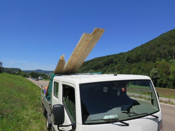 Ungenügend gesicherte Ladung verursacht Unfall in Diepflingen