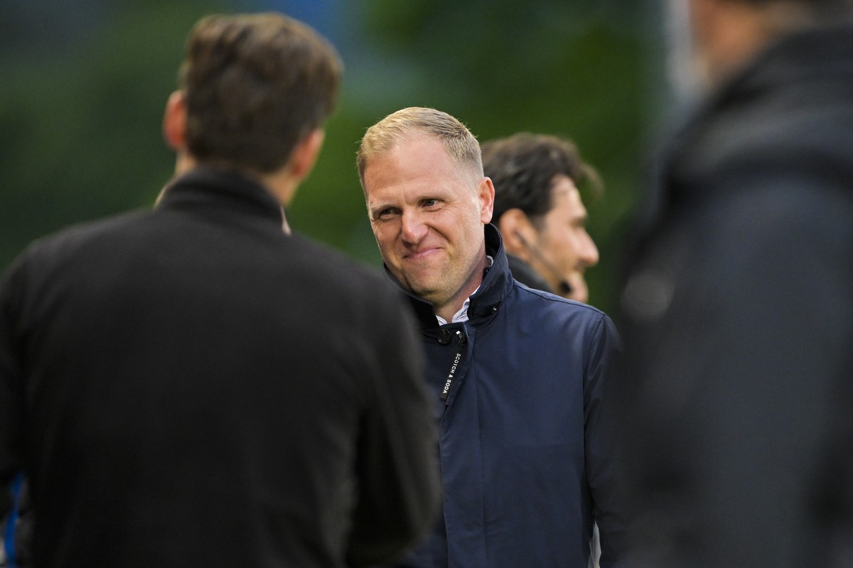 Trainer Marc Schneider (FCV) im Fussball Challenge League Spiel zwischen dem FC Vaduz und dem FC Thun, am Montag, 11. Mai 2025, im Rheinpark Stadion in Vaduz. (KEYSTONE/Gian Ehrenzeller)