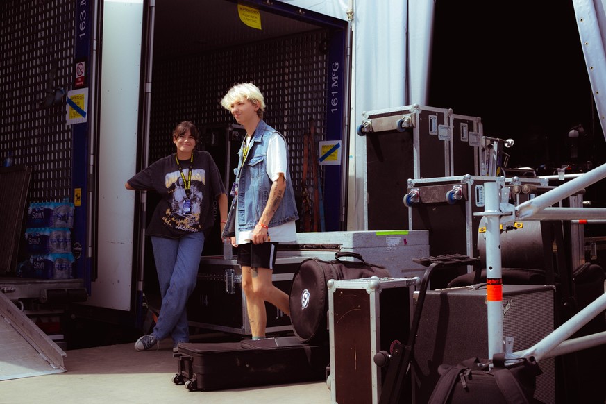 Backstage am Zürich Openair mit Benjamin Amaru und seiner Band.