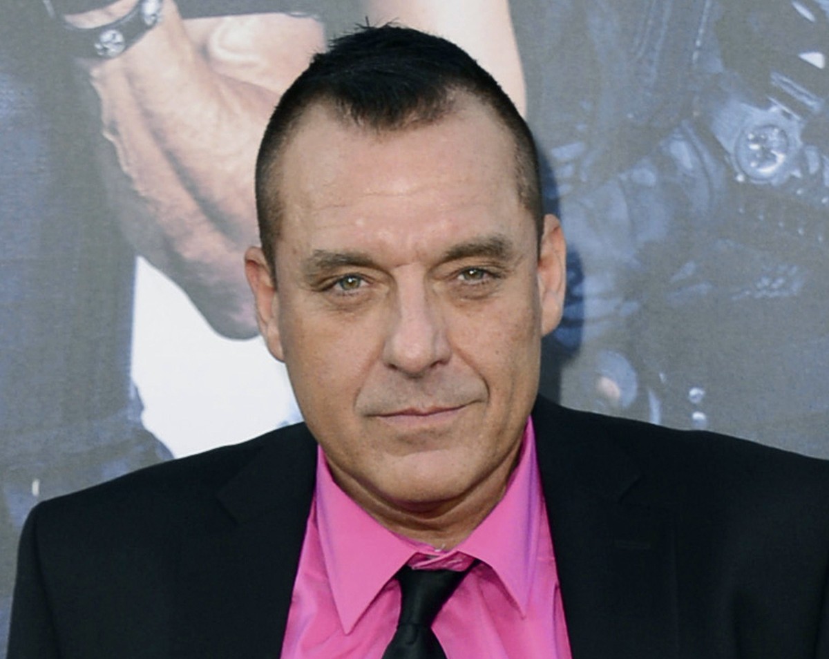 FILE - Actor Tom Sizemore arrives at the premiere of "The Expendables 3," in Los Angeles, Aug. 11, 2014. Sizemore, the ?Saving Private Ryan? actor whose bright 1990s star burned out under th ...