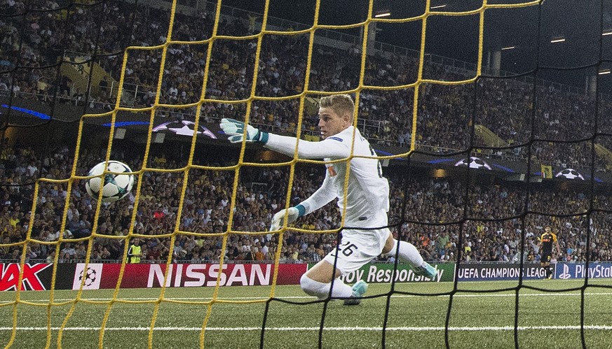 Bern&#039;s goalie David von Ballmoos reacts after the scores to 0:1 during the UEFA Champions League playoff match between Switzerland&#039;s BSC Young Boys and Russia&#039;s CSKA Moscov, in the Stad ...